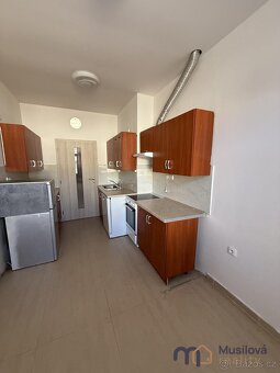 Pronájem bytu 2+kk 37 m2 - 9
