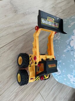 Hasiči a bagr, stroje na pískoviště - 9