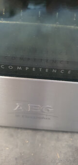 Vestavná trouba AEG - 9