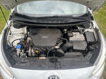 KIA ceed SW 1,6gdi 99kW - 2014 - 9