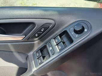 Volkswagen Golf 6, 1.4i, 59kw, alu - 9