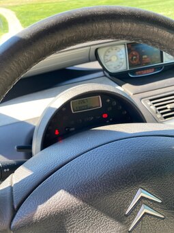 Citroen C8 - 9
