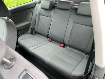 PRODÁM VOLKSWAGEN GOLF 5 1.4 i 1 MAJITEL. - 9