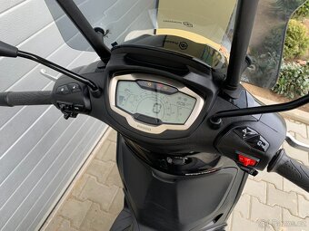 Piaggio Beverly 300 HPe - 9