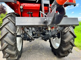 Japonský traktor KUBOTA GL 21 Diesel 3 válec, 21HP - 9