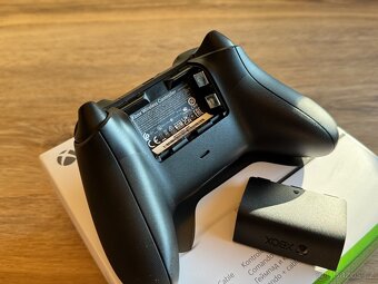 Bezdrátový ovladač pro Xbox + kabel - 9