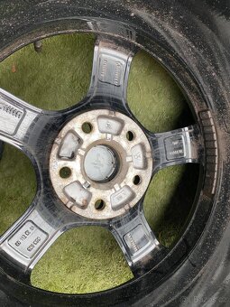 SADA ZIMNÍCH KOL ŠKODA KAROQ,SUPERB 3  SEAT ATECA 215/60R 16 - 9