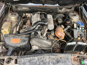 Nahradni dily BMW 524 td E28 dily s celeho vozu - 9
