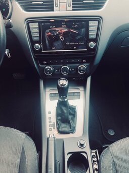 Škoda Octavia 3 tsi 1.8 Elegance - 9