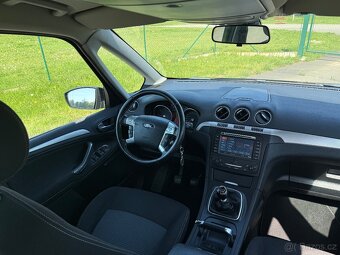 Ford galaxy 2.0tdi 7mist tažné 103kw 2012 - 9