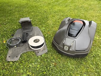 Robotická sekačka Husqvarna Automower 430X - 3200m2 - 9