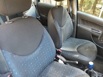 Citroen C3 1.1i, 1.majitel, 153tkm, ČR, klima, serv.kniha - 9