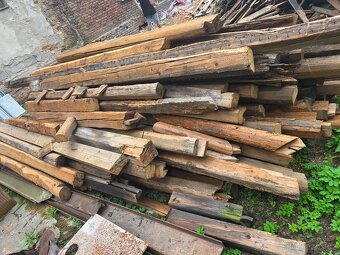 70 let staré trámy a prkna - 9