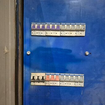 prodám stavební rozvaděč -D- - 9