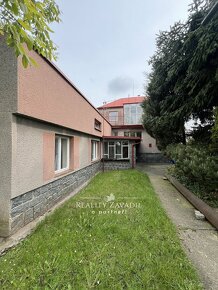 Prodej rodinného domu 193 m2, pozemek 1295 m2, Pardubice - M - 9