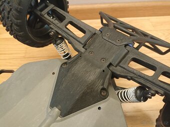 Traxxas Slash 4x4 VXL - 9