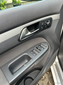 VW Touran 1.2 TSI 77 kW, po 1.majiteli, serviska - 9