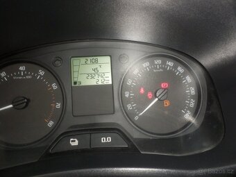 fabia 2,1,4 benzín - 9