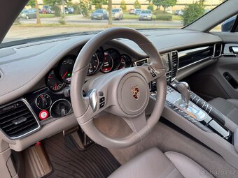 Porsche Panamera 4/3.6 V6/PDK/ČR-1. maj./r. 2011/42 tis. km - 9