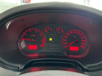 Seat Leon 1,4 i KLIMATIZACE ALU STK - 9
