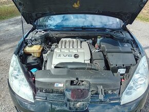 Peugeot 407 coupe 3.0 V6 manuál Najeto 170 xxx - 9