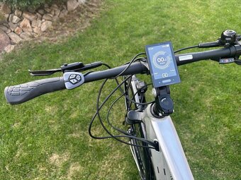 NOVÉ trekové ekolo Eezee; rám 21”, bat. SAMSUNG 17,5Ah - 9