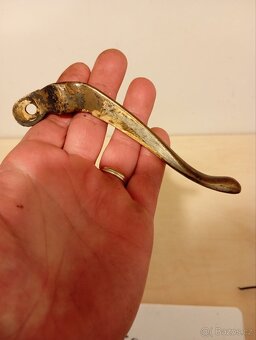 Mosazná páčka na předválečnou motorku - 9