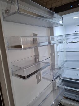 Lednička Samsung - 9