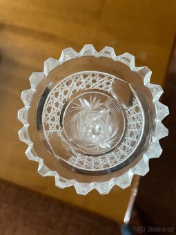 Broušená váza - 9