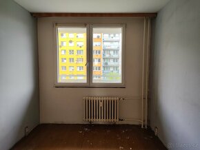 Prodej bytu 2+KK s lodžií, 40 m2, 4. patro bez RK - 9