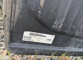 Díly korby / vložka / úchyty / víko Nissan Navara D23 - 9