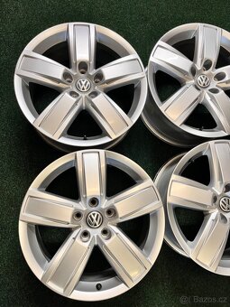 5x120 R18 Originál Alu Volkswagen Amarok - TOP STAV - 9