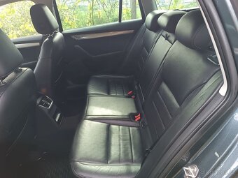 ŠKODA OCTAVIA COMBI 1.6TDI 2015 GREENLINE - 81KW - 9