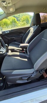 Ford fiesta 1.25-16V, r.v. 2015, najeto 82.tis Km - 9