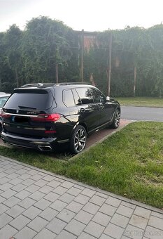 BMW X7 3.0 M50d - 9