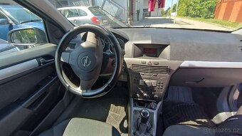 Opel Astra h - 9