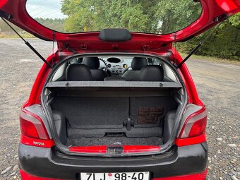 Toyota Yaris - 9