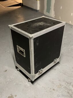 Prodávám mixážní pult (32 vstupů) a stagebox (50m) - 9