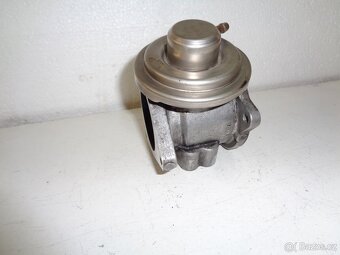 Škoda Octavia II 1.9TDI BKC 77kW náhradní díly - 9