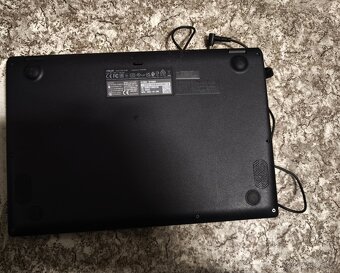 Notebook ASUS e410mab e410ma,4GB Ram 256 SSD - 9