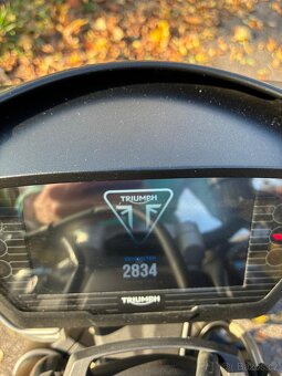 Triumph Speed Triple 1050 RS - 9