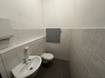Pronájem obchodního prostoru , Štefánikova, Zlín - 9