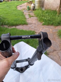 Rockshox Judy 29" 130mm zdvih - 9