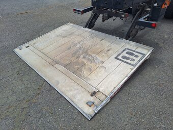 Hydraulické čelo 1500 kg - 9