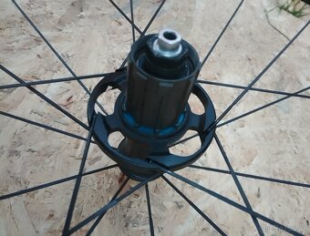 Zadní kolo Fulcrum Racing 5, 28" s kazetou Ultegra - 9
