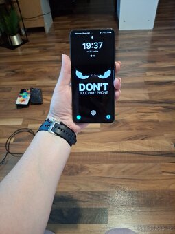 Samsung galaxy s21 fe - 9