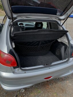 Peugeot 206 - 9