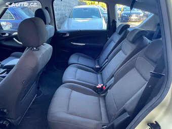 Ford S-MAX, 2.0,TITANIUM,7MÍST,SERVIS.KN - 9