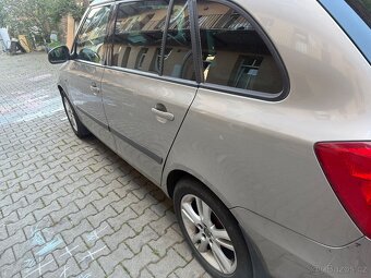 Škoda Fabia 2 1.2 - 9