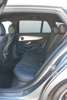Mercedes-Benz Třídy E, 220dAMGVIRTUAL K.HEAD-UP - 9